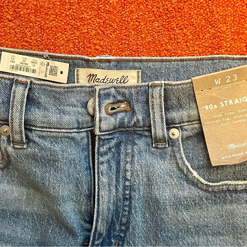 $NWT! Madewell Women’s 90’s Straight Denim Jeans